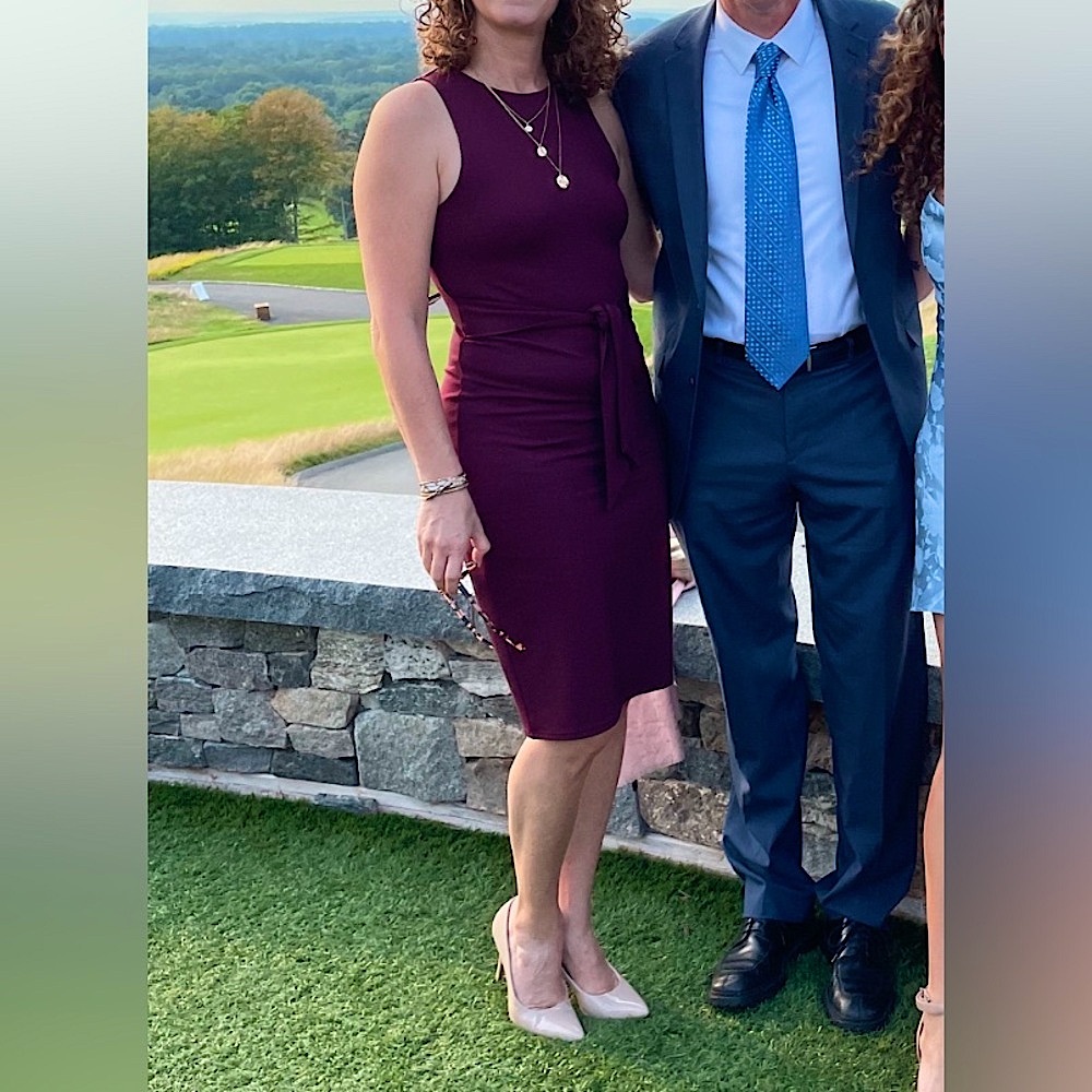 EUC Express Bodycon dress with tie front sz sm, color Merlot